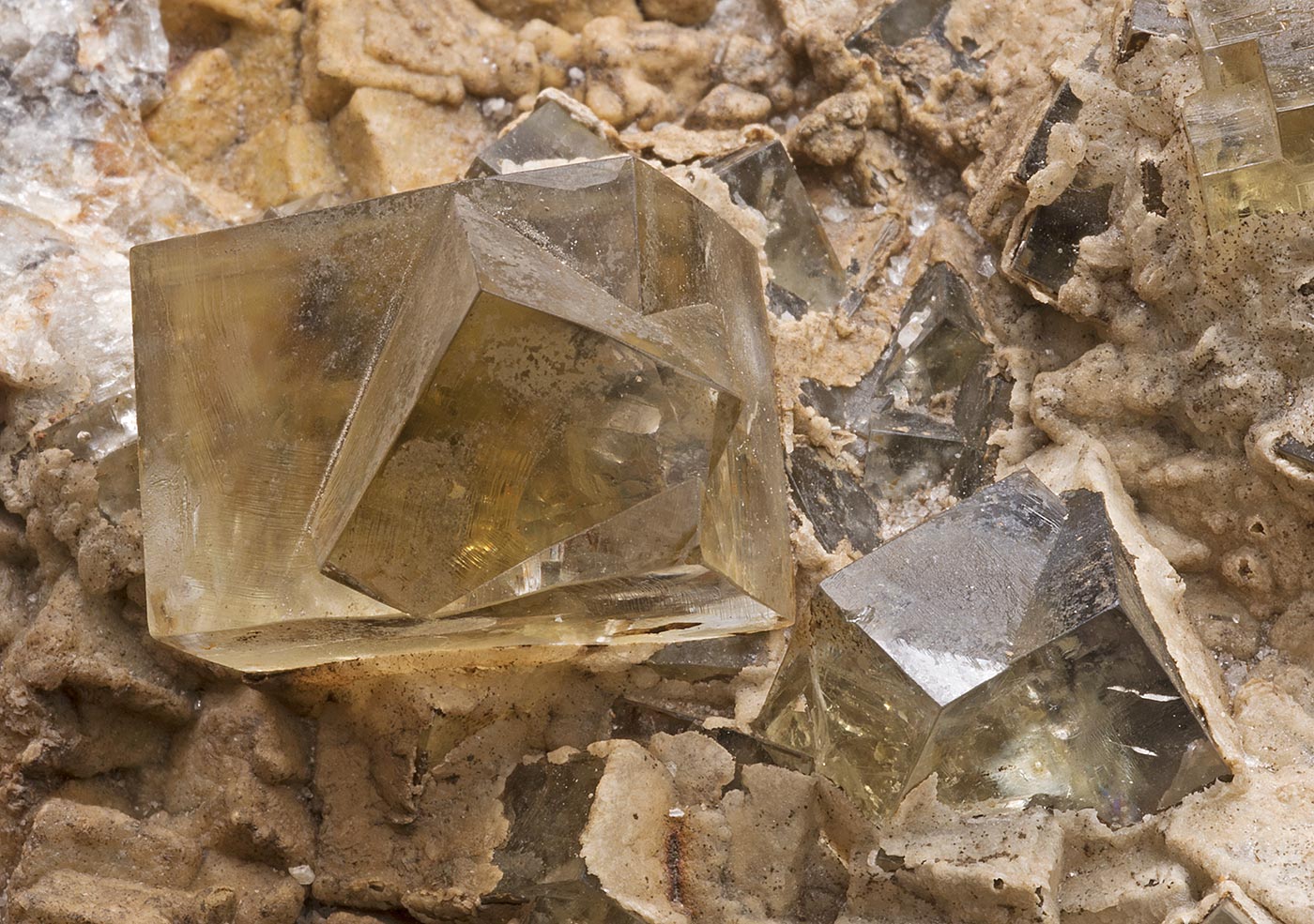 Fluorite twin, Lady Annabella mine, Eastgate, Weardale, FOV. 40x28mm