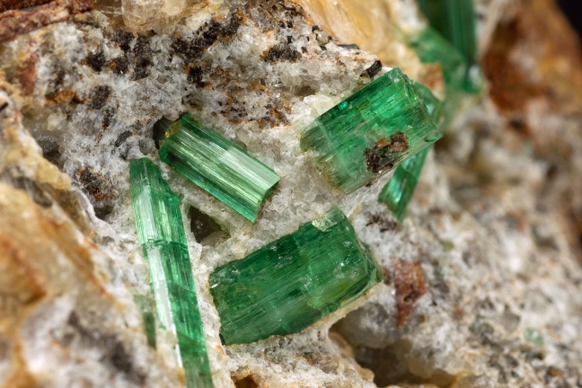 Beryl (Var. Emerald)