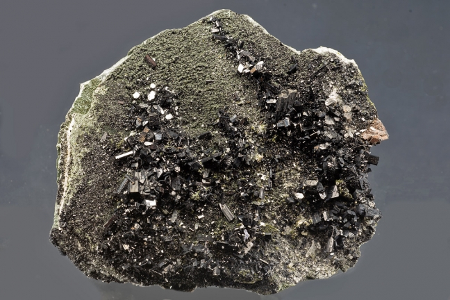 Babingtonite