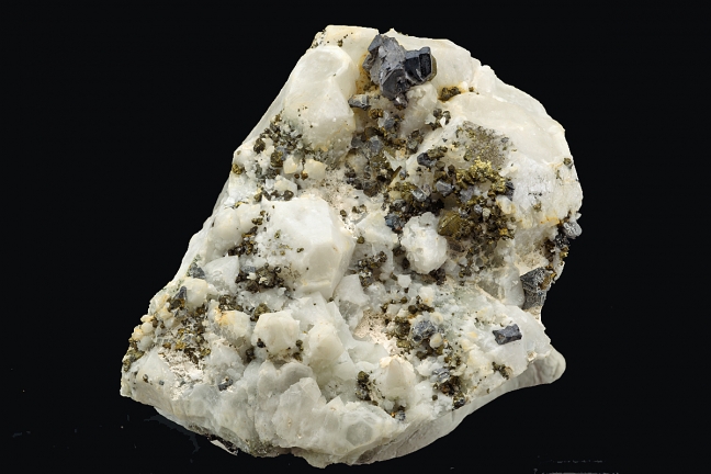 Galena and Chalcopyrite on Quartz