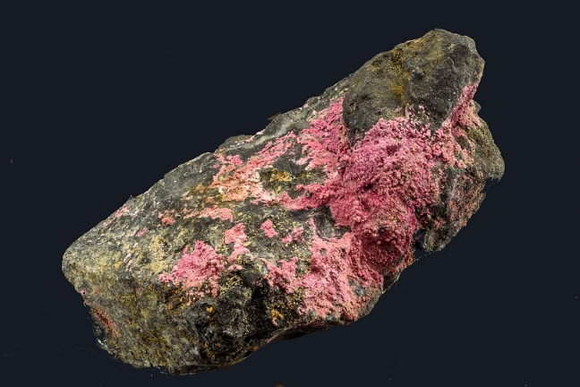 Erythrite