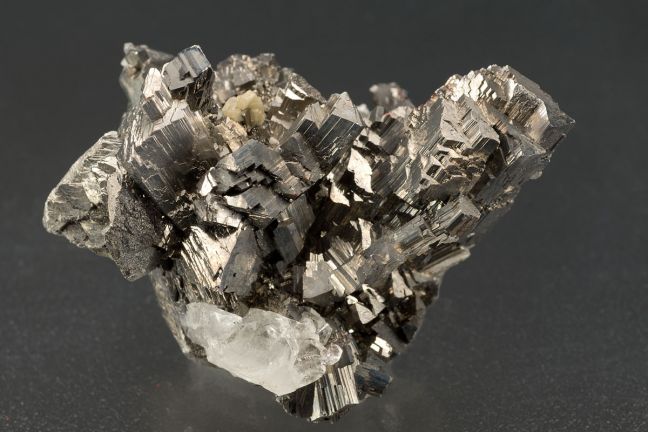 Arsenopyrite - Steetley Minerals